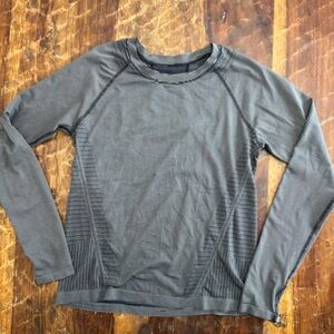 Athleta momentum seamless long sleeve